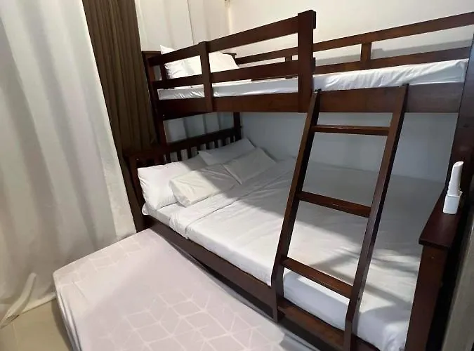 アパートホテル Cozy 1 Bedroom In Fame Residences Mandaluyong 3*
