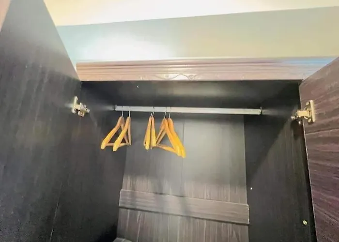 アパートホテル Cozy 1 Bedroom In Fame Residences Mandaluyong マニラ市