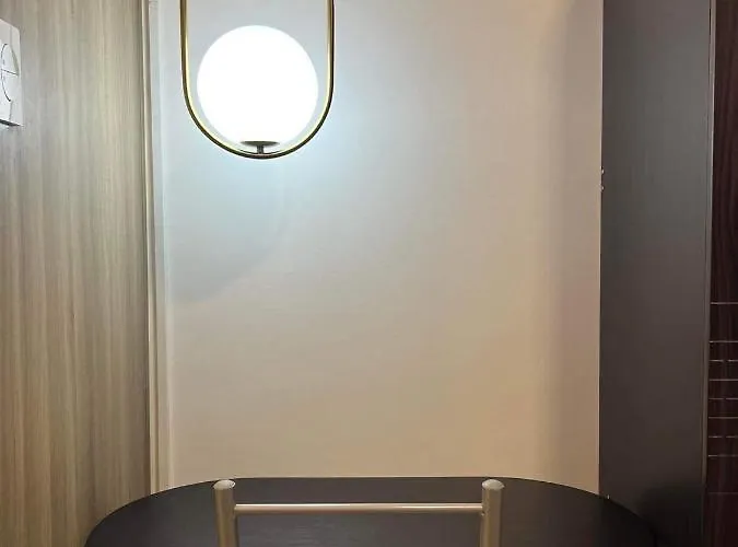 Cozy 1 Bedroom In Fame Residences Mandaluyong アパートホテル 3*