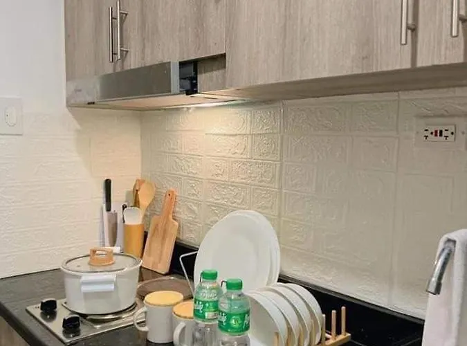 アパートホテル Cozy 1 Bedroom In Fame Residences Mandaluyong 3*